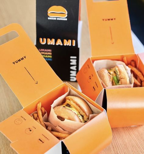 Burger Delivery Packaging, Food Delivery Box Design, Custom Burger Boxes, Burger Business Ideas, Custom Food Packaging, Food Delivery Packaging Ideas, Restaurant To Go Packaging, Delivery Food Packaging, Burger Box Packaging Design