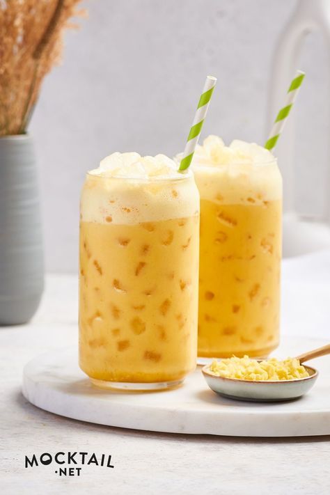 Refreshers Recipes, Ginger Drink Recipe, Peach Bellini Recipe, Mixology Recipes, Coconut Milk Uses, Cold Drinks Recipes, Easy Mocktail Recipes, Bellini Recipe, Indian Drinks