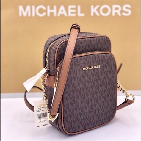 MICHAEL KORS Jet Set Travel Medium Logo
Crossbody Bag Michael Kors Handbags Black, Luxury Crossbody Bag, White Crossbody Bag, Mk Handbags, Convertible Crossbody Bag, Brown Crossbody Bag, Luxury Crossbody, Pocket Card, Brown Leather Handbags