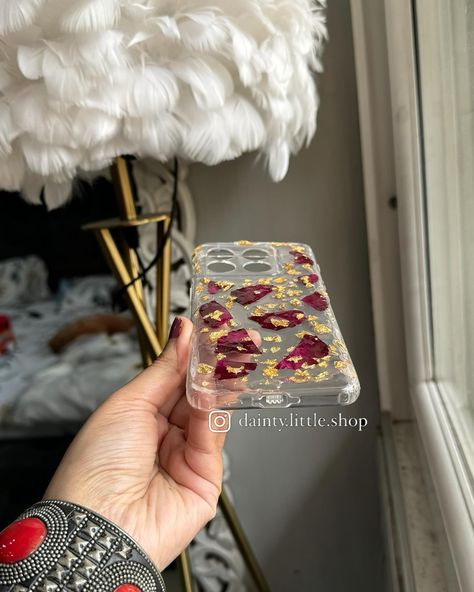 Real rose petals mobile cover 😻🌹📱 #rosepreservation #resinmobilecover #resinmobilecase #trendingmobilecover #rosepetals #driedflowers #driedrosepetals Real Rose Petals, Real Rose, Mobile Cover, Dried Rose Petals, Mobile Covers, Mobile Cases, Rose Petals, Dried Flowers, On Instagram