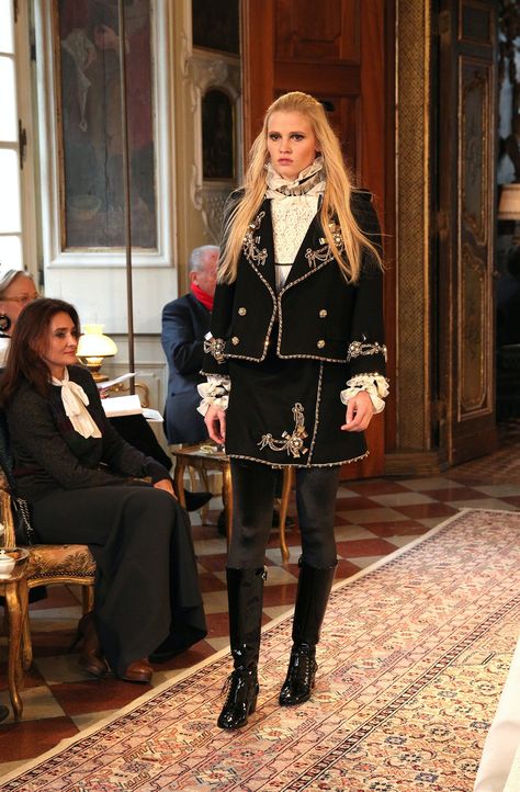 The celebrate the brand’s Metiers d’Art Pre-Fall 2015/2016 collection, Karl Lagerfeld brought his crew—including BFFs of the moment Cara Delevingne and Kendall Jenner; model Lara Stone; and, of course, the Kaiser’s mini-muse Hudson Kroenig—to Salzburg, Austria, for a fashion show in the Schloss Leopoldskron palace. See the best moments from the runway and the front row here. Chanel 2014, Folklore Fashion, Chanel 2015, Pre Fall Fashion, Lara Stone, Chanel Runway, Mode Chanel, Chanel Brand, Salzburg Austria