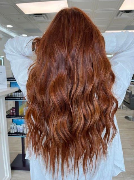 Cowgirl Copper- The Fall 2023 Hair Color - COWGIRL Magazine Red Head Blowout, Cowgirl Ginger Hair, Auburn Hair With Extensions, Red Head Hair Ideas, Cowboy Copper Red Hair, Red Lowlights In Red Hair, Red Hair With Deminsion, Mid Length Cowboy Copper Hair, Mel From Virgin River Hair