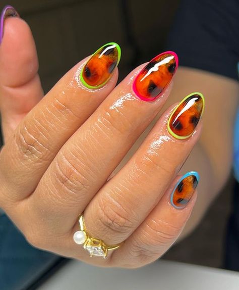 Tier 2 Nail Art, Tortoise Neon Nails, Summer Tortoise Shell Nails, Tortoise And Neon Nails, Colorful Tortoise Shell Nails, Border Nail Designs, Tortoise Shell And Neon Nails, Tortoise Shell Nails With Neon, Neon Tortoise Shell Nails