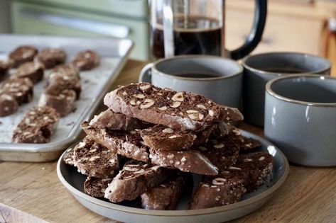 Hazelnut Biscotti, Cottage Recipes, Cottage Meals, Country Lifestyle, Egg Whisk, Chocolate Hazelnut, The Cottage, No Bake Cookies, Lifestyle Magazine