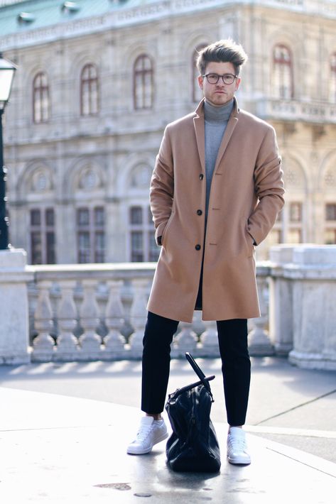 Camel Coat Outfit Men, Camel Coat Men, Black Men Winter Fashion, Business Casual Men Winter, Fall Streetwear Outfits, Winter Outfits Men Streetwear, Peacoat Outfit, Camel Coat Outfit, Long Coat Men