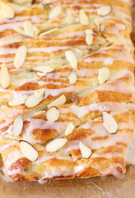 Buttery Almond Pastry Braid Recipe from Willow Bird Baking Pastry Braid, Almond Croissants, French Delicacies, Almond Pastry, Pane Dolce, Almond Croissant, Breakfast Goodies, Coffee Cakes, Sweet Rolls