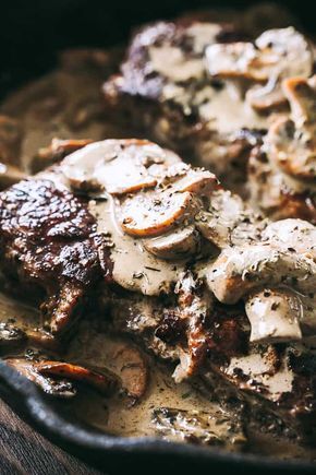 Recipes Sirloin Steak, Pan Seared Sirloin Steak, Steak With Mushroom Sauce, Elk Steak, Sirloin Recipes, Mushroom Sauce Steak, Sirloin Steak Recipes, Beef Loin, Food Steak