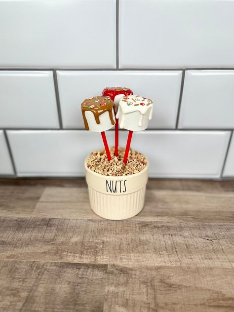 Fake Caramel Apples, Fake Marshmallows, Marshmallows On A Stick, Fall Caramel Apples, Mug Toppers, Faux Whipped Cream, Marshmallow Sticks, Cream Mugs, Tier Tray Decor