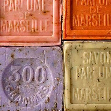 12 Beauty products French women (really!) swear by French Milled Soap, French Soap, French Skincare, Marseille Soap, French Beauty, Paris Paris, Bath Soap, French Women, Handmade Soaps