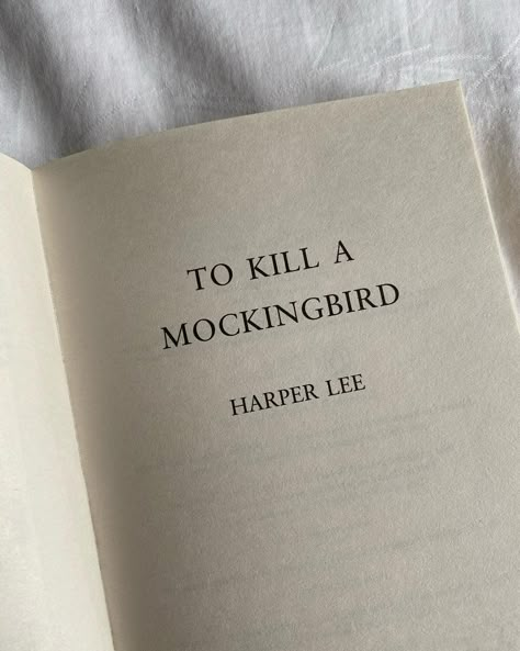 To Kill A Mockingbird Book Aesthetic, How To Kill A Mockingbird, 60s Classroom, To Kill A Mockingbird Aesthetic, Mockingbird Aesthetic, To Kill A Mockingbird Book, Dylan Core, Harper Lee Books, Reading Core