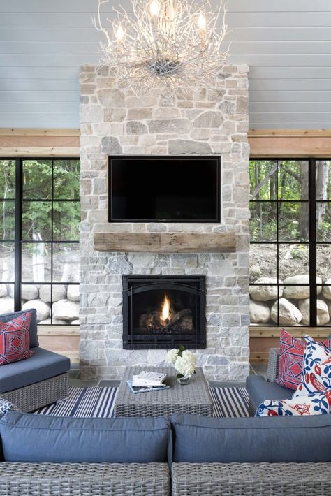 Fireplace With Stone, Lake House Interior Design, Modern Farmhouse Fireplace, Stone Fireplace Makeover, Stone Fireplace Surround, Natural Stone Fireplaces, Lake House Interior, Rock Fireplaces, Farmhouse Fireplace