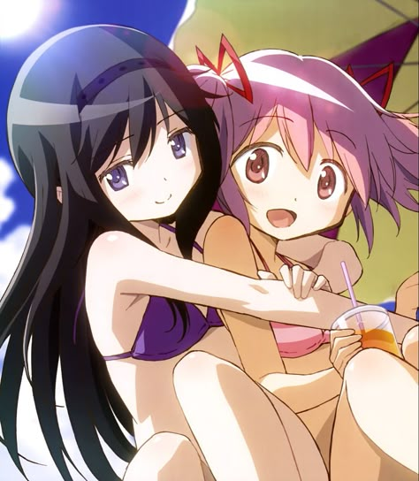 Madoka and Homura hugging at the beach Homura Pfp, Homura And Madoka, Homura Madoka, Madoka Homura, Mahō Shōjo Madoka Magica, Mahō Shōjo, Puella Magi, Puella Magi Madoka Magica, Madoka Magica