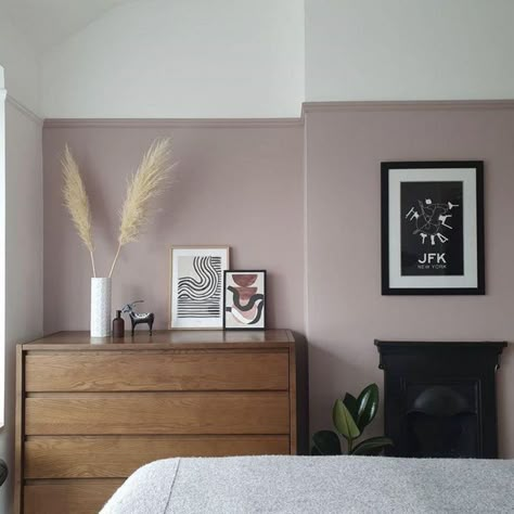 Dusky Pink Bedroom, Dusty Pink Bedroom, Pink Bedroom Walls, Rose Bedroom, Bedroom Colour, Wall Colours, Pink Bedroom Decor, Bedroom Wall Colors, Pink Bedrooms