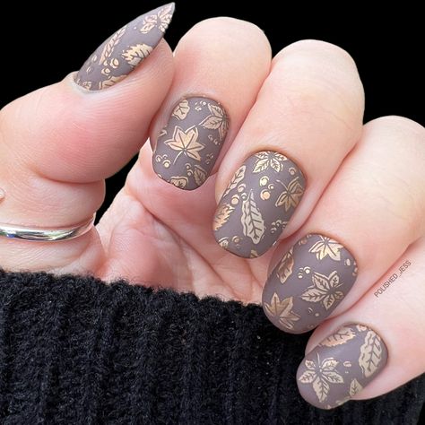 Woodland Theme Nails, Fall Tree Nails, Hunting Nail Designs, Forest Nail Art Trees, Woodland Nails, Fall Nail Stamping Ideas, Fall Stamping Nails, Cute Forest Creatures, Fall Nail Stamping