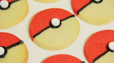 Pokeball Cookies, Pokemon Torte, Pokemon Cookies, Rosanna Pansino Nerdy Nummies, Nerdy Nummies, Kids Treats, Rosanna Pansino, Cookies From Scratch, Pokemon Cake