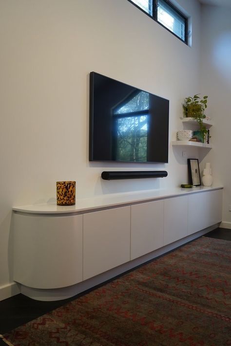 Curved Edge Tv Unit, Curved Tv Cabinet, Curved Tv Unit Design, Under Tv Cabinet Ideas, Floating Tv Unit Modern, Floating Tv Cabinet Modern, Tv Unit Floating, Curved Tv Unit, Under Tv Cabinet