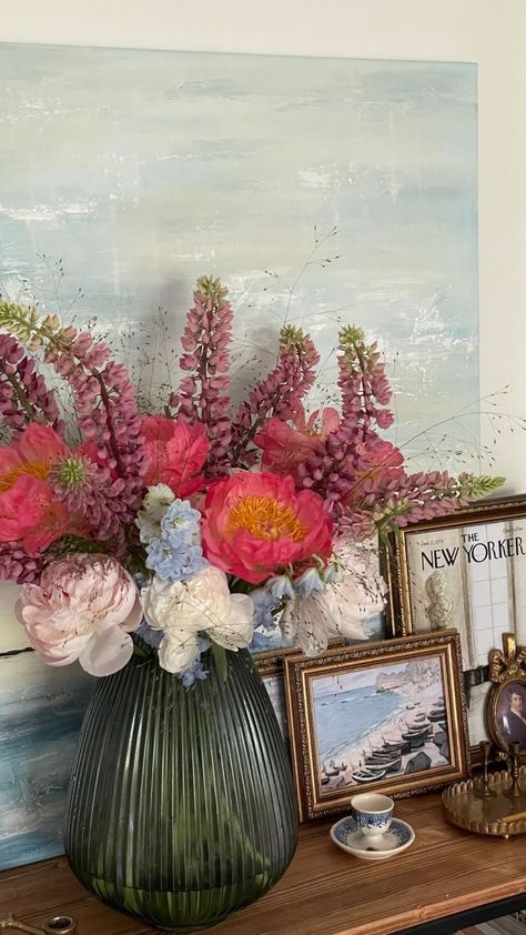 Frames Decor, Boquette Flowers, Nothing But Flowers, Flower Therapy, Arte Inspo, Love Flowers, My Flower, House Inspo, Pretty Flowers