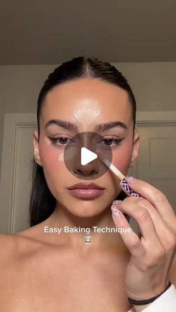 Mali Sofill on Instagram: "Fun Makeup Tutorials - Baking Technique Tutorial 🩷  #reels #reelsvideos #facebookreels #healthy #beauty #review #salon #makeup #skincare  #skincaretips #skinhealth #reels  #reelsvideos  #virals" Common Makeup Mistakes, Becoming A Makeup Artist, Baking Makeup, Face Routine, Salon Makeup, Makeup Secret, Fun Makeup, Makeup Mistakes, Healthy Beauty