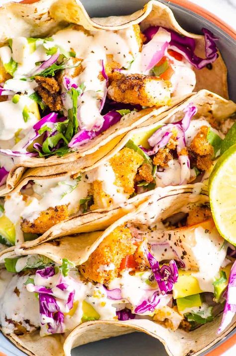 Best Fish Taco Recipe, Healthy Fish Tacos, Fish Taco Sauce, Easy Fish Tacos, Healthy Coleslaw, Easy Taco Recipes, Fish Taco, Battered Fish, Fish Tacos Recipe