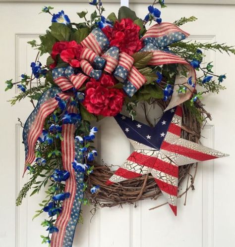 Bandana Wreath Diy 4th Of July, Memorial Day Wreaths Diy, 4th Of July Wreath Diy, July 4 Wreaths, Patriotic Wreath Ideas, Abandon Mansions, Patriotic Front Door Decor, Patriotic Wreaths For Front Door, Diy Patriotic Wreath