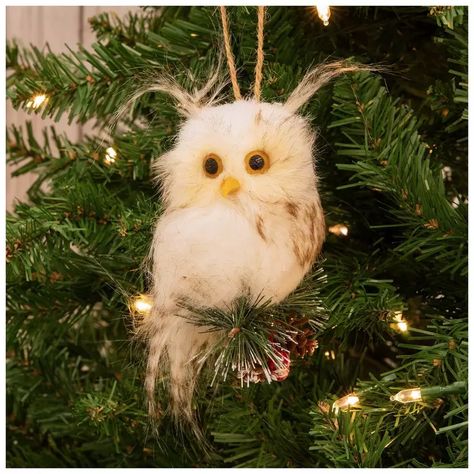 Christmas Tree Couple, Owl Centerpieces, White Owls, Christmas Home Decorating, Yule Tree, Saw Whet Owl, Acorn Ornaments, Owl Christmas, Orange Eyes