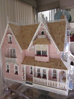 Unique Dollhouses, Garfield Dollhouse, Victorian Dollhouse Furniture, Victorian Dollhouse Miniatures, Dollhouse Plans, Spa House, Miniature Buildings, Mini Masterpieces, Pink Dollhouse