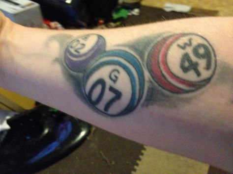 Bingo Balls for my Mom Bingo Tattoo, Bingo Balls, Bingo Online, Ball Tattoo, New Tattoo Designs, Small Tattoos Simple, Pin Up Tattoos, Gambling Tattoo, Memorial Tattoo