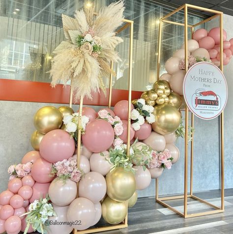 Mother’s Day Backdrop, Column Decor, Deco Ballon, Balloon Ideas, Birthday Balloon Decorations, Balloon Decorations, Happy Mothers Day, Event Decor, Happy Mothers