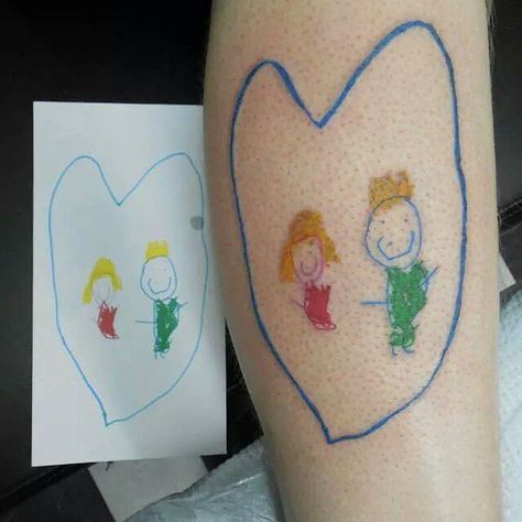 Kids Drawing Tattoo, Tattoo Ideas For Parents, 17 Tattoo, Drawing Tattoo Ideas, Handwriting Tattoos, Memory Collage, Kid Drawing, Sweet Tattoos, Doodle Tattoo