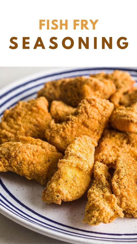 Fried catfish Louisiana Fish Fry Seasoning Recipe, Fish Fry Mix Recipe, Fried Crappie, Tilapia Seasoning, Fish Fry Seasoning, Breaded Fish Recipe, Fry Seasoning, Breaded Fish, Fish Fry Recipe