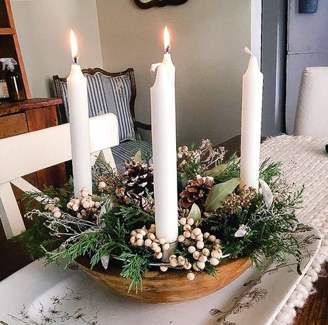 Scandinavian Advent Wreath, Diy Advent Wreath Candle Holders, Simple Advent Wreath, First Day Of Advent, Advent Crown, Wreath Candle Holder, Antique Cake Stands, Advent Wreath Diy, Advent Wreath Candles