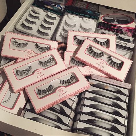 KOKO Lashes from ladymoss! My new obsession are these lashes, check the blog for all details! Koleksi Makeup, Makeup Collection Goals, Alat Makeup, Makeup Drawer, Makeup Room Decor, Makeup Brush Organization, Makeup Mistakes, Baby Pink Aesthetic, New Obsession