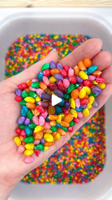 How To Color Popcorn, Corn Sensory Play, Popcorn Sensory Bin, Food Coloring Popcorn, Colored Corn, Rainbow Corn, Rainbow Popcorn, Popcorn Seeds, Rainbow Snacks