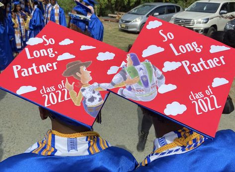 Toy story themed matching graduation cap topper. Graduation Cap Toy Story, Graduation Cap Designs Toy Story, Toy Story Graduation Pictures, Matching Caps For Graduation, Matching Grad Caps, Matching Graduation Caps, Graduation Cap Designs Disney, Disney Graduation Cap Ideas, Kindergarten Graduation Pictures