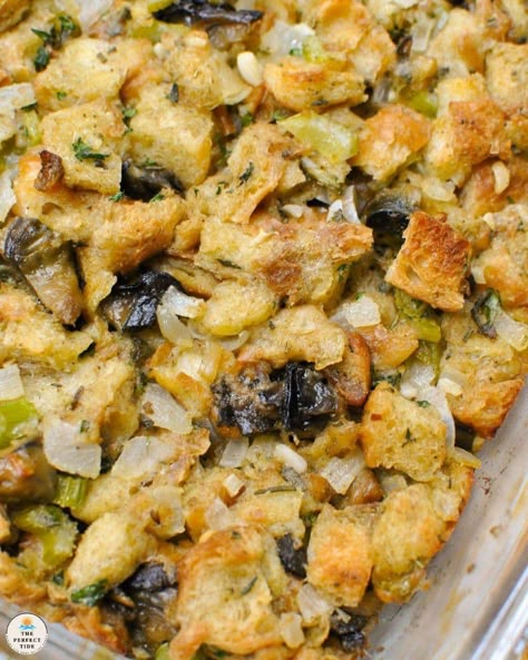 Stuffing With Oysters, Smoked Oyster Stuffing, Oyster Dressing Recipes Easy, Oyster Stuffing Recipes For Thanksgiving, Oyster Dressing Recipes Thanksgiving, Seafood Stuffing Recipes, Smoked Oyster Recipes, Oyster Stuffing Recipes, Croissant Stuffing