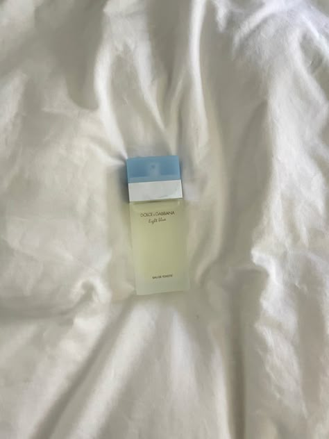 Dolce And Gabbana Blue Perfume, Light Blue Perfume Aesthetic, Dolce And Gabbana Perfume Light Blue, Light Blue Asthetics, Dolce And Gabbana Light Blue, Perfume Shelf, Emma Core, Stockholm Girl, Light Blue Dolce Gabbana