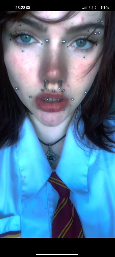 Alternative Piercings Face, Full Face Of Piercings, A Lot Of Face Piercings, Heavily Pierced Face, Overcrowded Facial Piercings, Full Face Piercings, Piercing Set Up Face, Face Full Of Piercings, Pierced Face