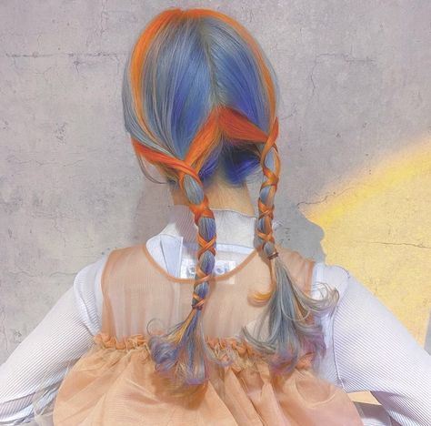 Orange And Blue Hair, Κούρεμα Bob, Easy Bun Hairstyles, Hair 2024, Fishtail Braid, Trendy Hair Color, Sleek Hairstyles, Dye My Hair, Hair Dye Colors