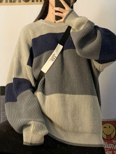 Big Sweater, Loose Knitwear, Baggy Sweaters, Striped Knit Sweater, Korean Casual Outfits, Baggy Clothes, Street Style Trends, Swaggy Outfits, Sweaters Online