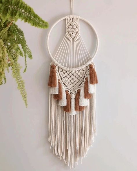 As much as I adore making floral designs, you can't beat a good old macrame classic! 👌🏻 So I've made one of my all time favourite dream catcher designs again in gentle neutral beige colours. >>> Available now on my website! 🌾🤎🤍 #macramedreamcatcher #dreamcatcherlove #dreamcatcher #dreamcatcherart #neutralhomedecor #macrame #walltapestry #handmadeuk #smallbusinessbigdreams Dream Catcher Designs, Dream Catcher Macrame, Beige Colours, Dream Catcher Patterns, Beautiful Dream Catchers, Macrame Dream Catcher, Dream Catcher Art, Dream's Cat, Handmade Uk