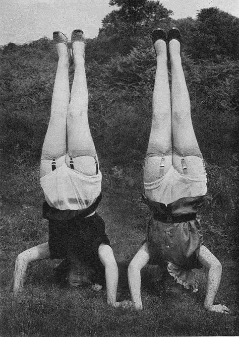 Stockings, suspender belts and French knickers in the days before tights and thongs. Fotocamere Vintage, Photo Yoga, Vintage Yoga, Vintage Foto's, Yoga Photos, Yoga Photography, Vintage Pics, Photo Vintage, 인물 사진