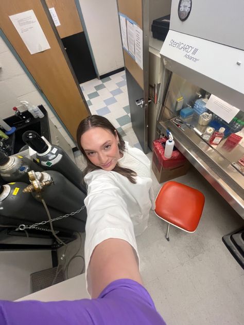 Lab research assistant girly scientist pre med af lab coat cute chic Lab Girl Aesthetic, Lab Research Aesthetic, Lab Rats Aesthetic, Lab Coat Aesthetic, Rats Aesthetic, Stem Girl, Amazon Fits, Lab Assistant, Manifesting 2024