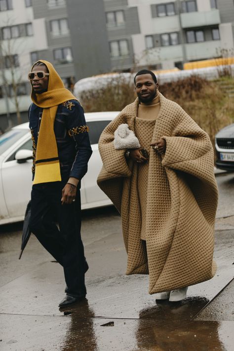 The Best Street Style from Copenhagen Fashion Week Fall 2023 - FASHION Magazine Oversized Winter Outfits, African Street Style, Fashion Week Fall 2023, Men Fashion Week, Bad Boy Style, Dapper Mens Fashion, Copenhagen Street Style, Fashion Week Outfit, Copenhagen Fashion