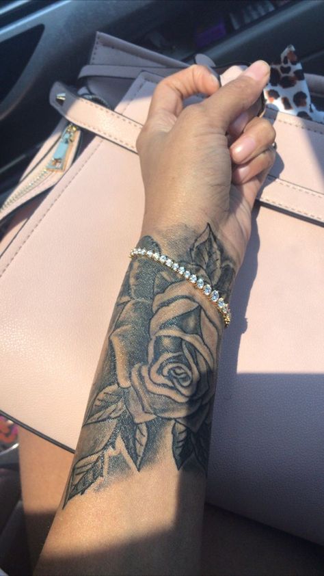 Big Wrist Tattoos, Cute Thigh Tattoos, Wrist Tattoo Cover Up, Arm Sleeve Tattoos For Women, Crazy Tattoos, Girl Arm Tattoos, Hand Tattoos For Girls, Cute Hand Tattoos, Pretty Hand Tattoos