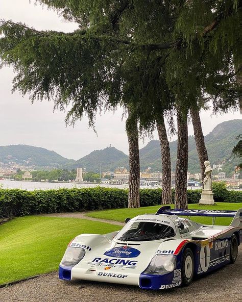 "Beautiful things don't ask for attention" Porsche Aesthetic, Porsche 956, Mom Car, Art Of Beauty, Ulsan, Japan Cars, Pretty Cars, Dream Garage, Vroom Vroom