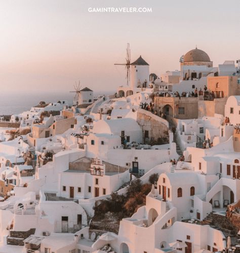 Greece Travel Outfits, Santorini Travel Guide, Things To Do In Santorini, Greece Destinations, Best Countries To Visit, Places In Greece, Mykonos Hotels, Santorini Travel, Mykonos Town