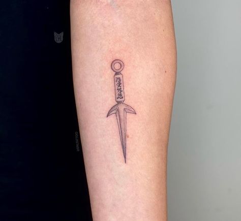 Body Tattoo Design, Tattoo Anime, Idea Tattoo, Small Tats, Naruto Tattoo, Anime Tattoo, Sternum Tattoo, Tattoo Style Drawings, Small Tattoos For Guys