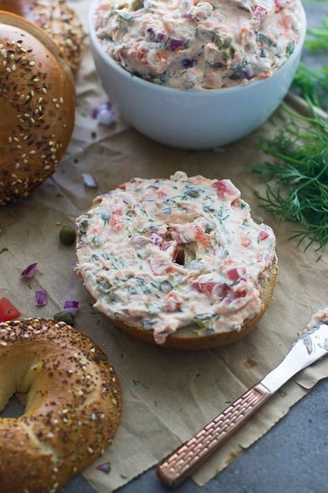 Lox and Fixings Spread Lox Cream Cheese Recipe, Lox Breakfast Ideas, Lox Dip, Lox Breakfast, Lox Recipe, Bagel Spread, Lox And Bagels, Gluten Free Puff Pastry, Best Bagels