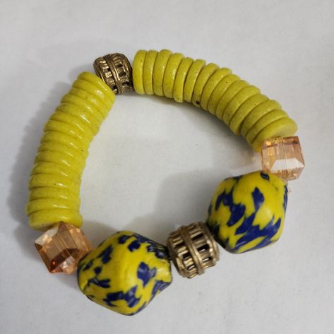 New Without Tags , Never Worn Handmade African Traditional Beads ( Stretchy) . Beads Look Bigger Than The Actual Pictures . African Trade Bead Jewelry, African Bangles, Africa Jewelry, African Beaded Bracelets, African Bracelet, Clothespin Diy Crafts, African Inspired Jewelry, African Bracelets, Bronze Bracelet