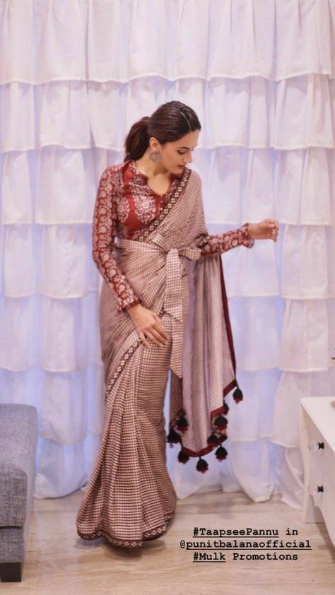 Tapsee Pannu Style, Tapsee Pannu Saree, Tapsee Pannu, Saree Jacket Designs, Saree Drape, Long Blouse Designs, Blouse Designs High Neck, Saree Wearing Styles, Blouse Designs Catalogue